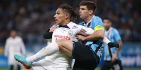 Lance da partida entre Grêmio e Alianza Lima pela Copa Sul-Americana, realizada na Arena em Porto Alegre.